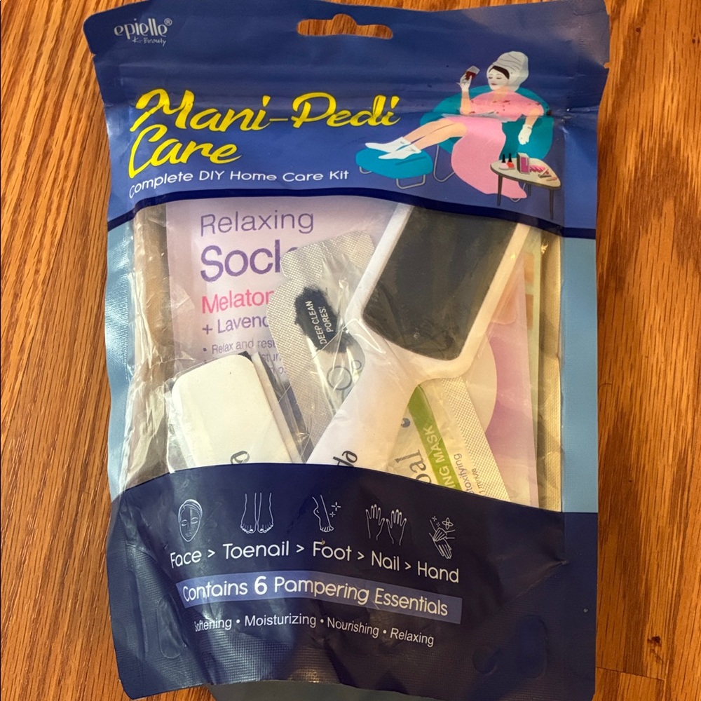 adidas Blue and White Mani-Pedi Care Kit